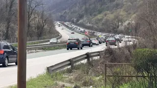 Камион запуши Витиня, тапа блокира "Хемус"
