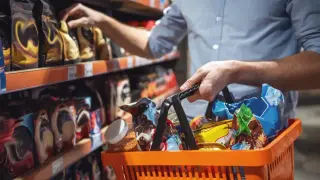 Семействата губят 300 евро от изхвърлена храна