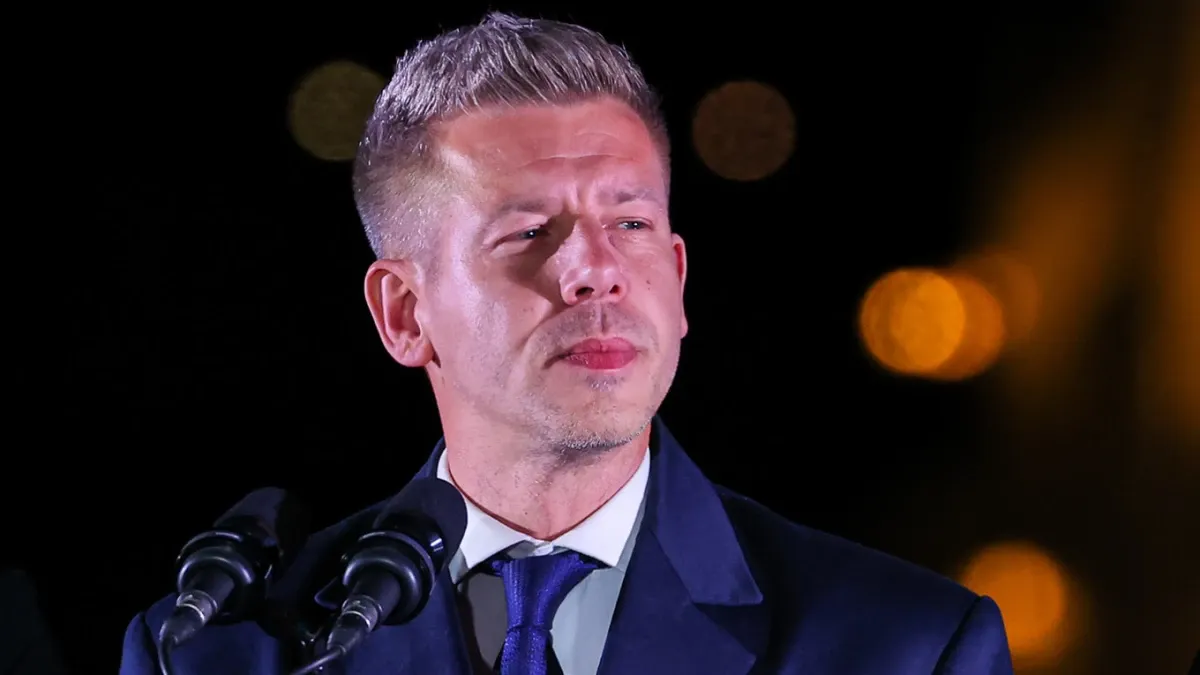 Първи удар на Мадяр след победата: Спира държавните медии в Унгария
