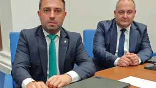 Властта притиска граждани доброволци, които събират подписи за референдум срещу изграждането на лагер за мигранти в Средец