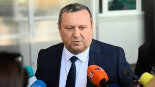 Министър Адемов: Работодателите са длъжни да осигурят възможност за гласуване на работещите на 19 април