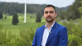 Тодор Батков-младши разкри пред БЛИЦ: За 2,8 милиона направиха гробище с 92 стъпала и 70% наклон!