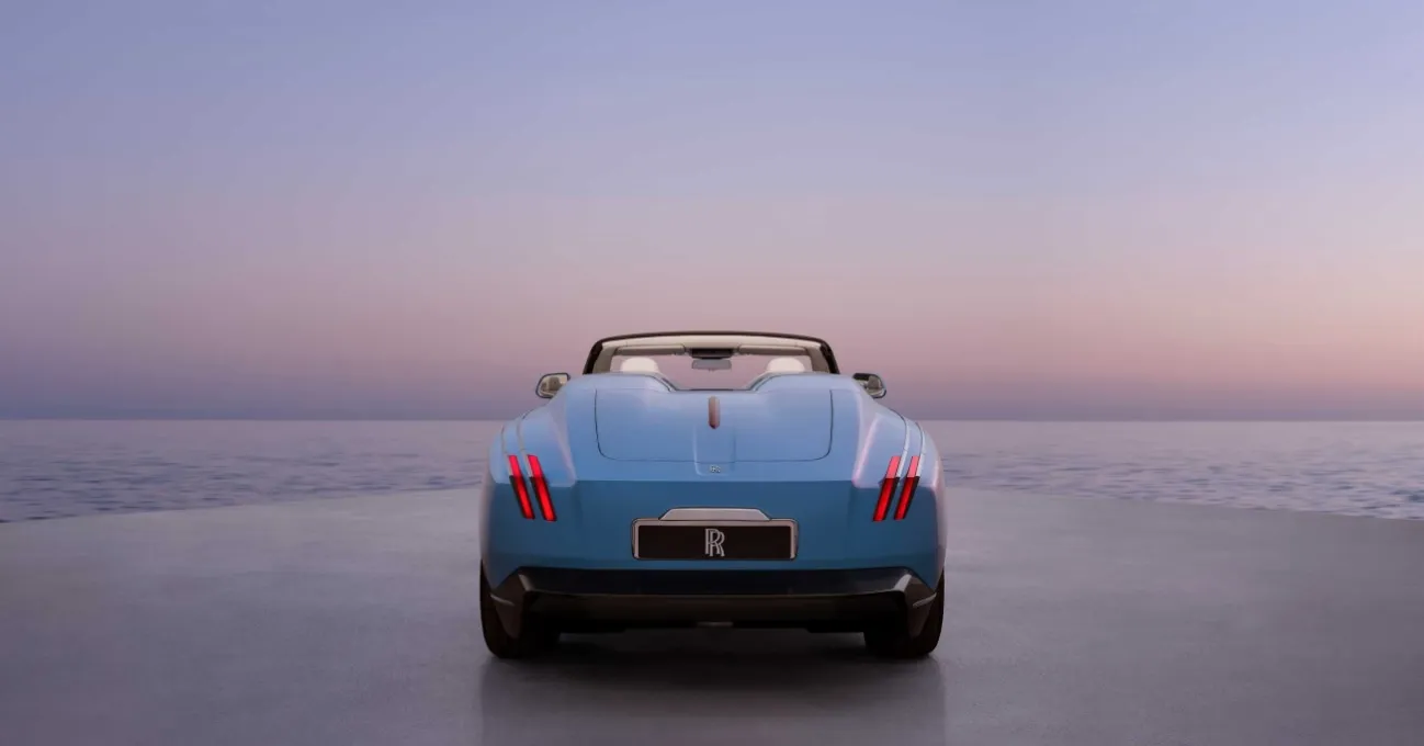 Rolls-Royce показа най-луксозния електрически автомобил в света