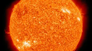Магнитната буря G2 ще продължи през целия уикенд