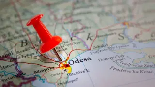 Въздушна тревога в Одеса, чуват се взривове