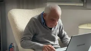 105-годишният д-р Ценов: Младите да гласуват - това е техният живот