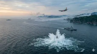 Северна Корея изстреля балистични ракети към Японско море