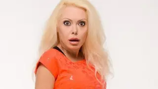 Крадци нахлуха в дома на Албена Вулева в Кипър – тя ги подгони по бельо
