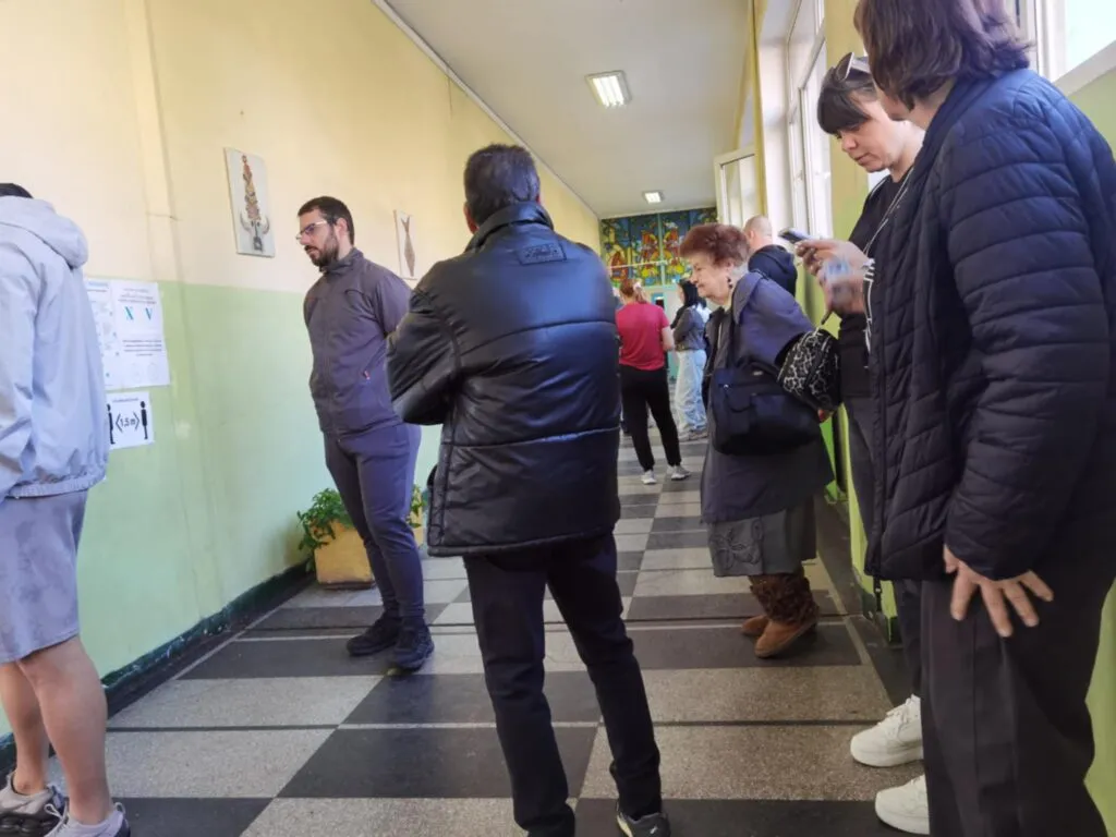Избирателка в Перник: Непрекъснато ни лъжат!