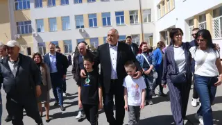 Борисов уважи най-малките: Най-хубавите неща в живота идват от тяхната усмивка