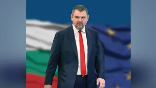 Росен Йорданов постави диагноза за обсесията на ПП и ДБ върху Пеевски
