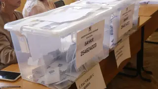 Разследване: Съмнения за манипулиран вот в домове за хора с деменция