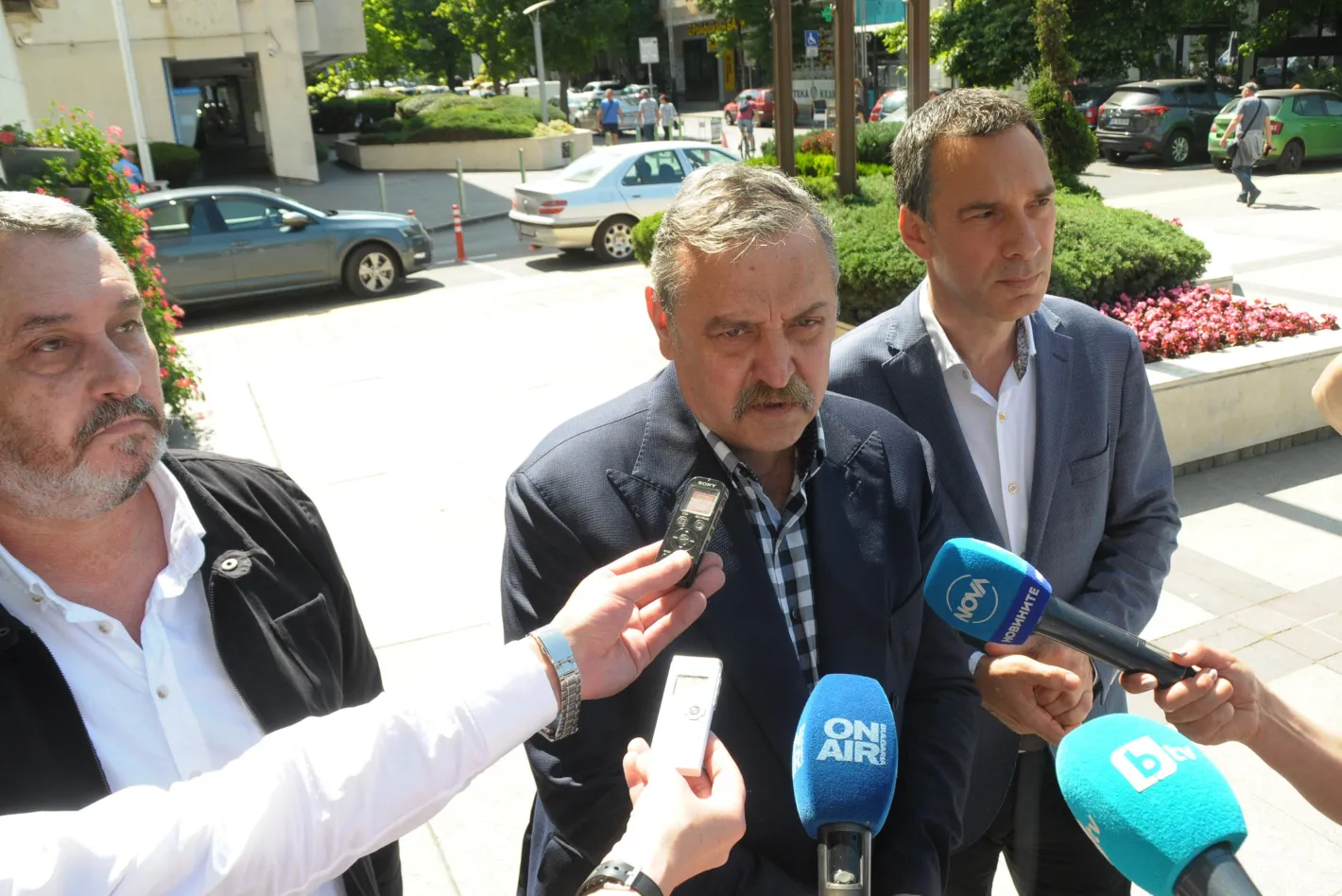Проф. Кантарджиев посочи най-големия риск пред новите управляващи, посочи основните им задачи