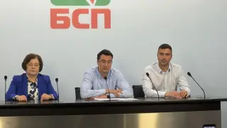 Крум Зарков: Ще подам оставка, ако не ми гласуват доверие