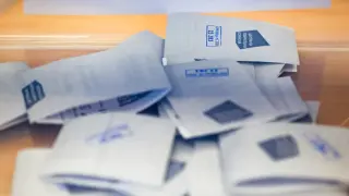 ЦИК преглежда отново изборните протоколи преди финалното разпределение на мандатите