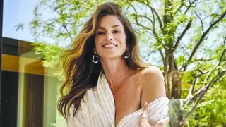 Синди Кроуфорд: Майчинството е труд на пълен работен ден, за който не получаваш  почивка за добро поведение