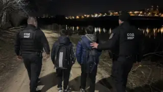 Малки рибарчета вдигнаха на крак полицията в Монтана