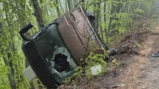 Украинският шофьор на автобуса-убиец край Малко Търново пристигна в съда Снимки
