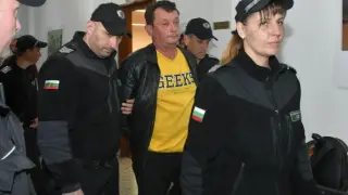 Ето какво се случи с шофьора на преобърнатия автобус край Малко Търново