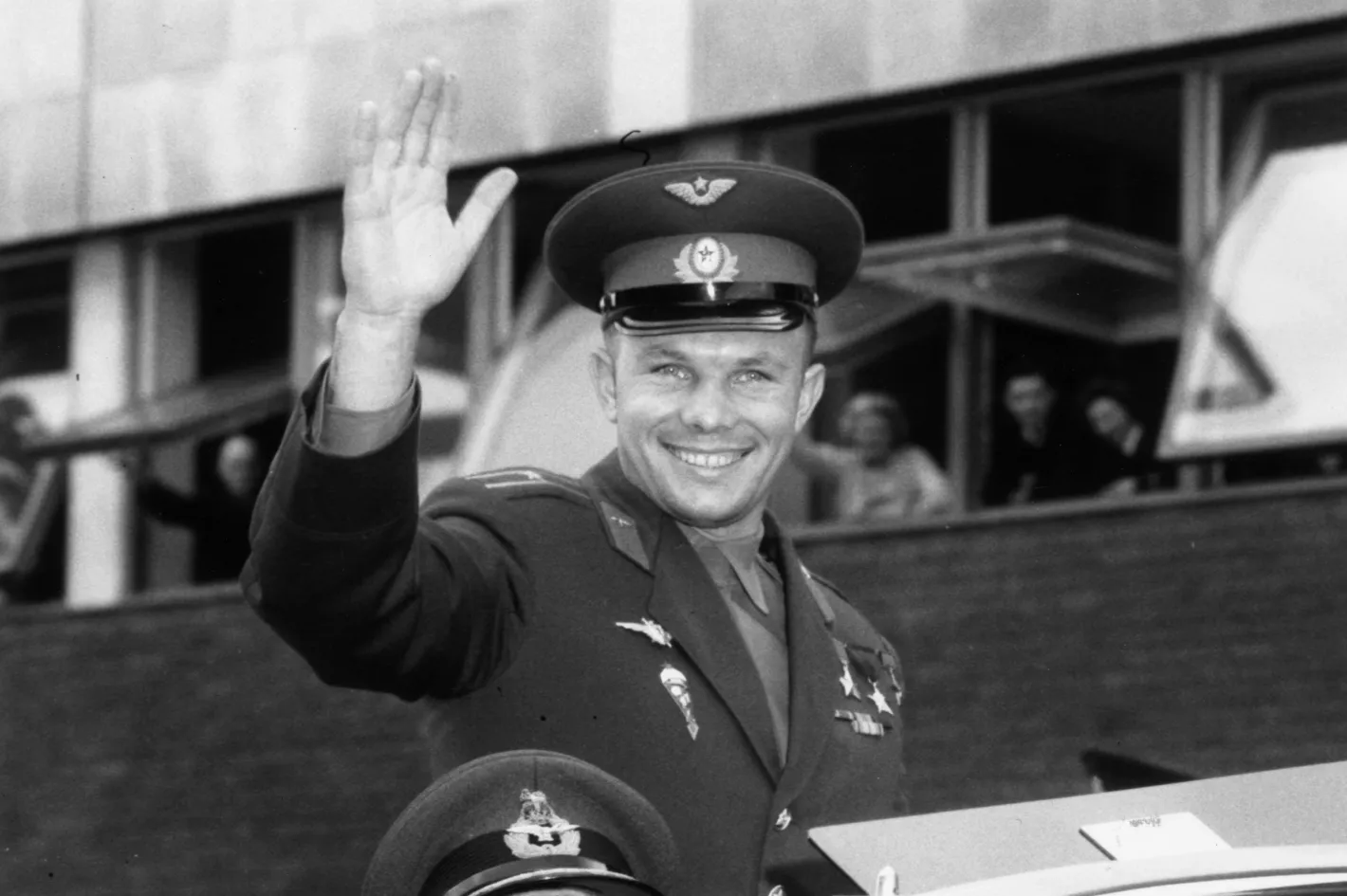 Куп подаръци за Гагарин след историческата мисия в Космоса, за които съветските граждани могат само да мечтаят