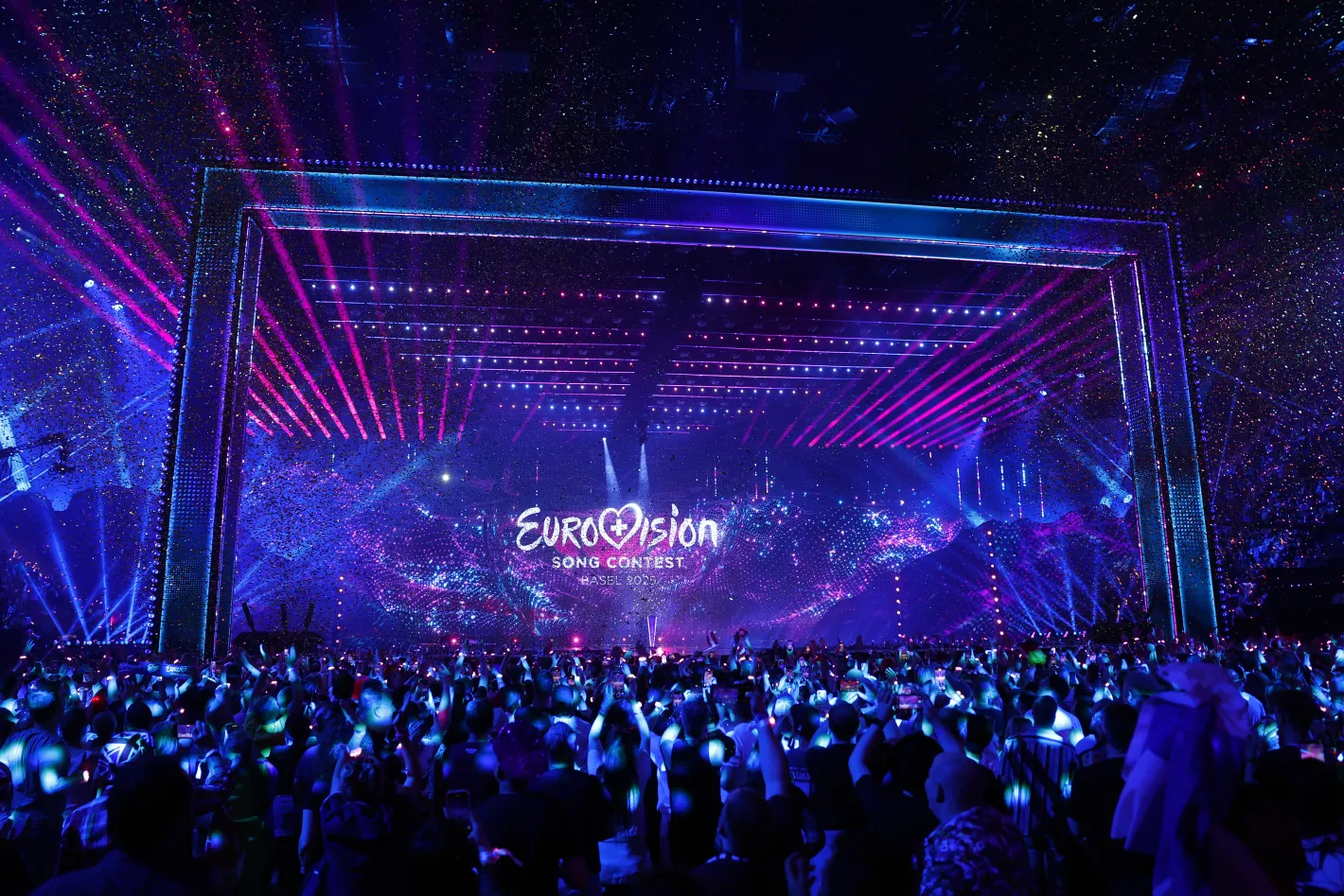 Лудост на финала на „Евровизия“