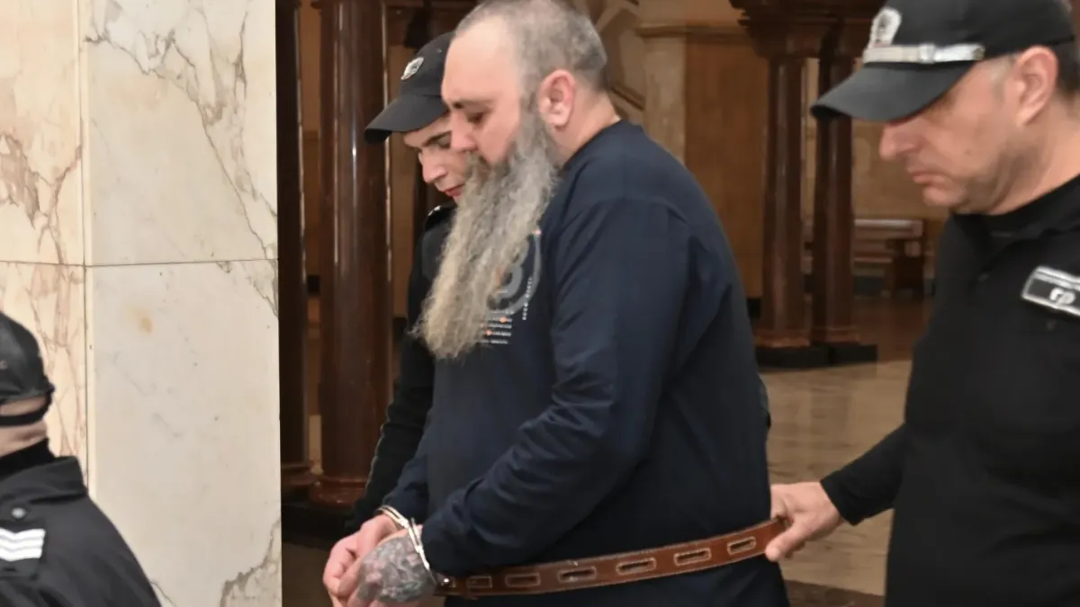Намалиха присъдата на жесток убиец на жена си