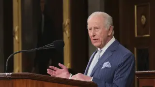 Украйна, НАТО и „кралете“: Чарлз III отправи зашифровано предизвикателство към Тръмп