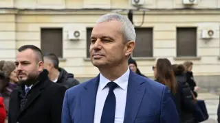 „Възраждане“ са внесли проект за прекратяване на 10-годишното споразумение с Украйна