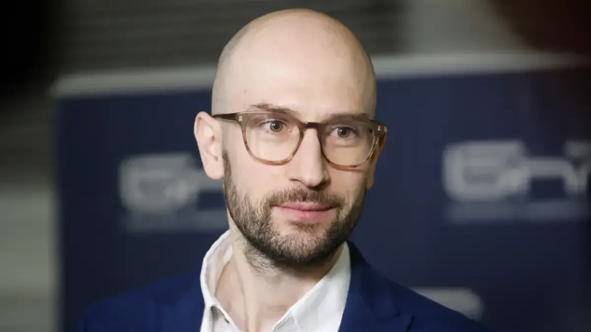Финансовият министър: Първо режете разходите, после мислете за нови мерки