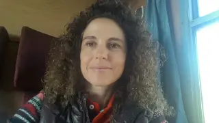 В София: Панделиева силно разстроена заради неадекватен мъж, облечен със скъпи дрехи