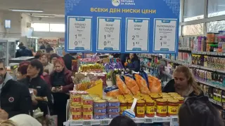 Закриват „Магазин за хората“, местни в Куклен недоволни
