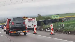 Камион уби мъж на АМ "Хемус"
