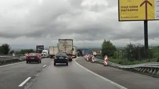 Брутална тапа на АМ "Хемус" заради катастрофа