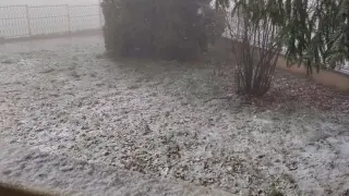 Сняг започна да затрупва и Софийско