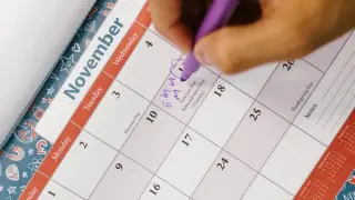 Край на хитрините със сливане на празниците