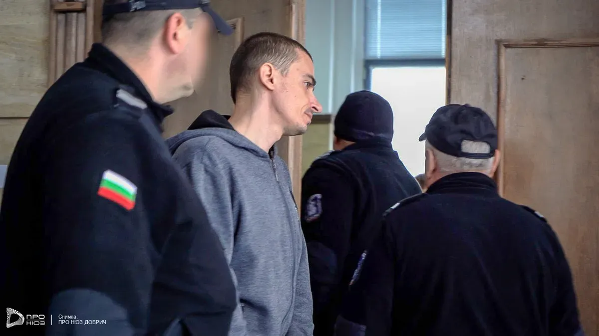 33-г. Марин, заклал Живко в градския парк на Добрич, с нагъл ход зад решетките