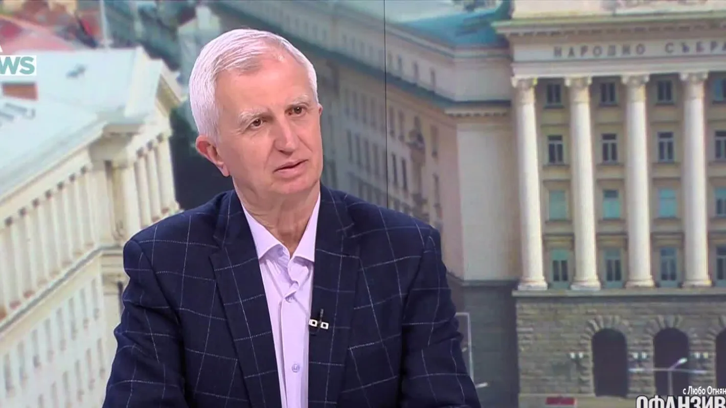 Проф. Панайотов удари по масата: Забавянето за ВСС е срещу обществото