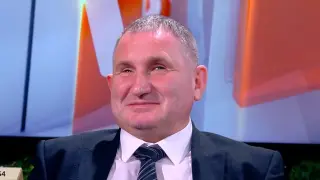 "241-вият депутат" влезе в парламента! Роувър покори и тв ефира, а историята на Иван Янев разтърсва