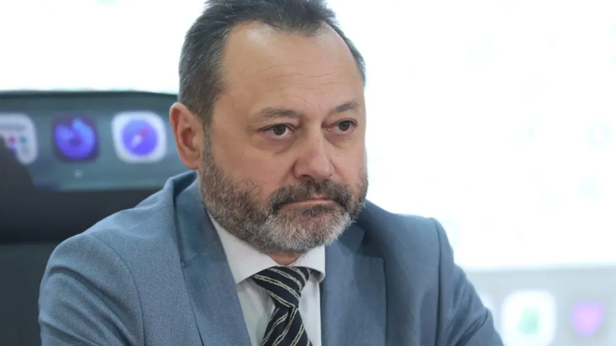 Мащабът на свлачището край Смолян е необичаен! Министърът: Поне месец ще чакаме отговори