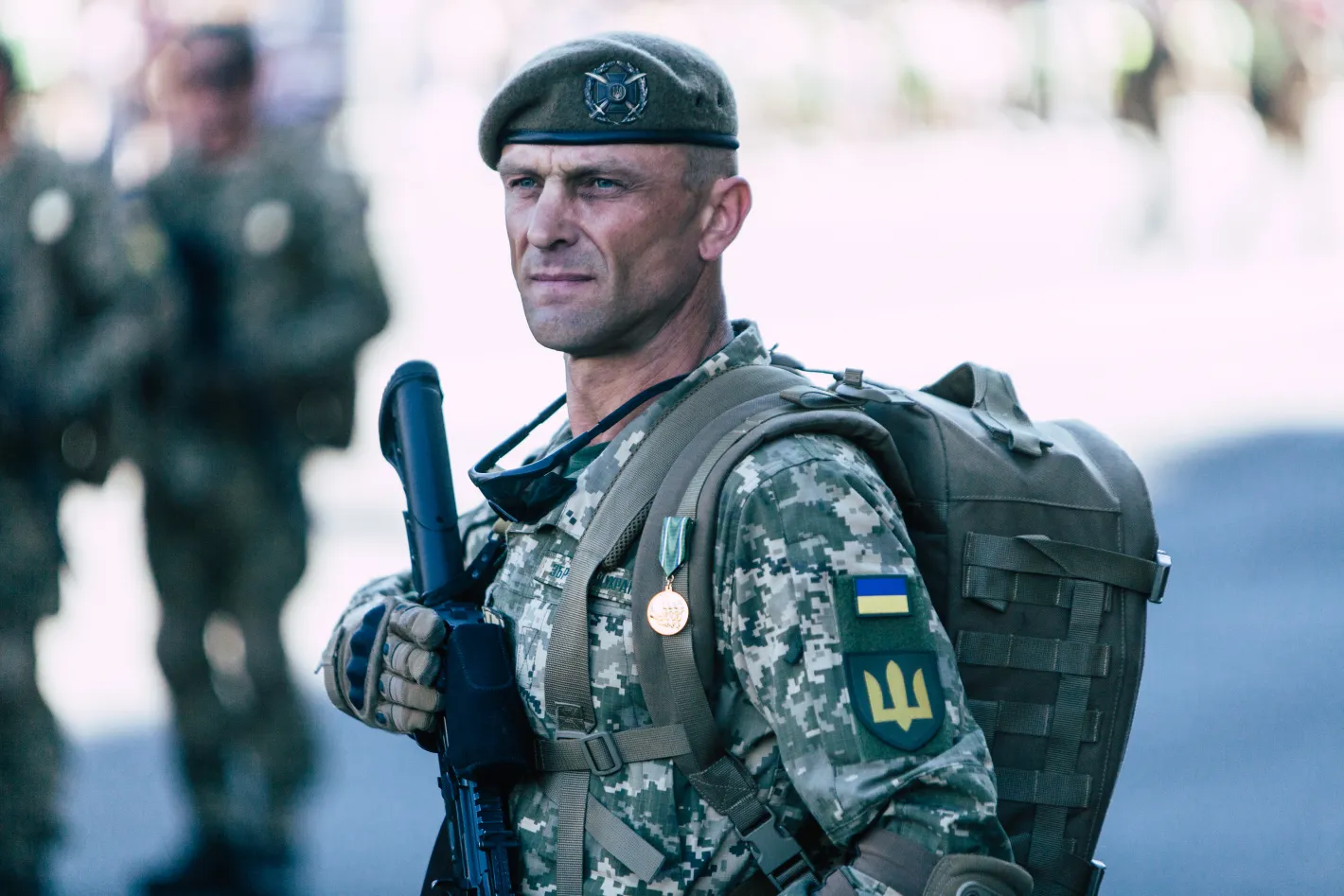Между живота и смъртта: Украински морски пехотинци с показно, плениха руски десантчици край Антоновския мост