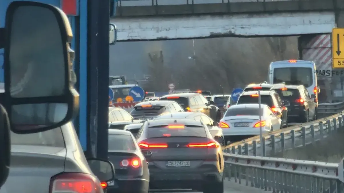 75 хиляди автомобила напускат София за Гергьовден
