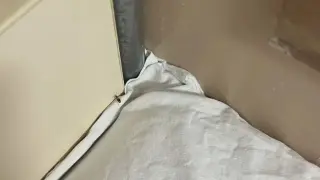 Родители сигнализират за хлебарки в болница в Стара Загора