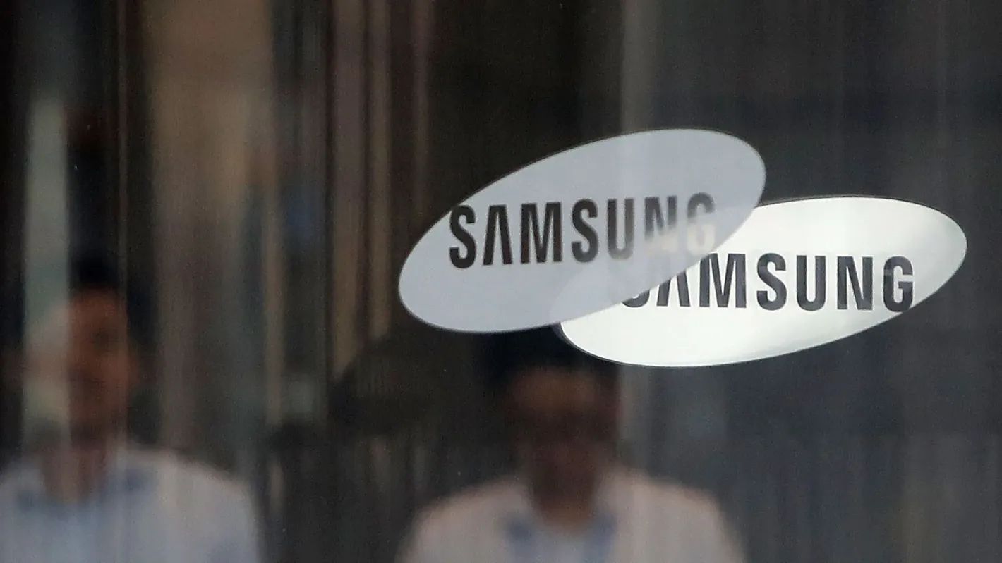 Samsung представи дисплей, който може да мери кръвното