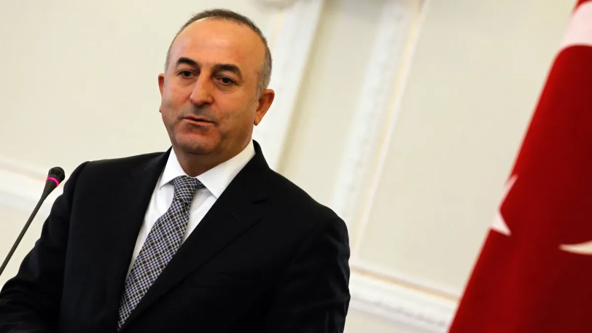 Екшън: Простреляха брата на бившия министър Чавушуглу в офиса му