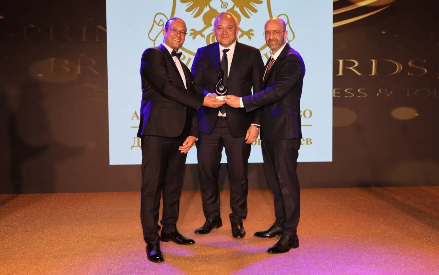 Първа награда като министър: Иван Демерджиев обра овациите на Bright Awards