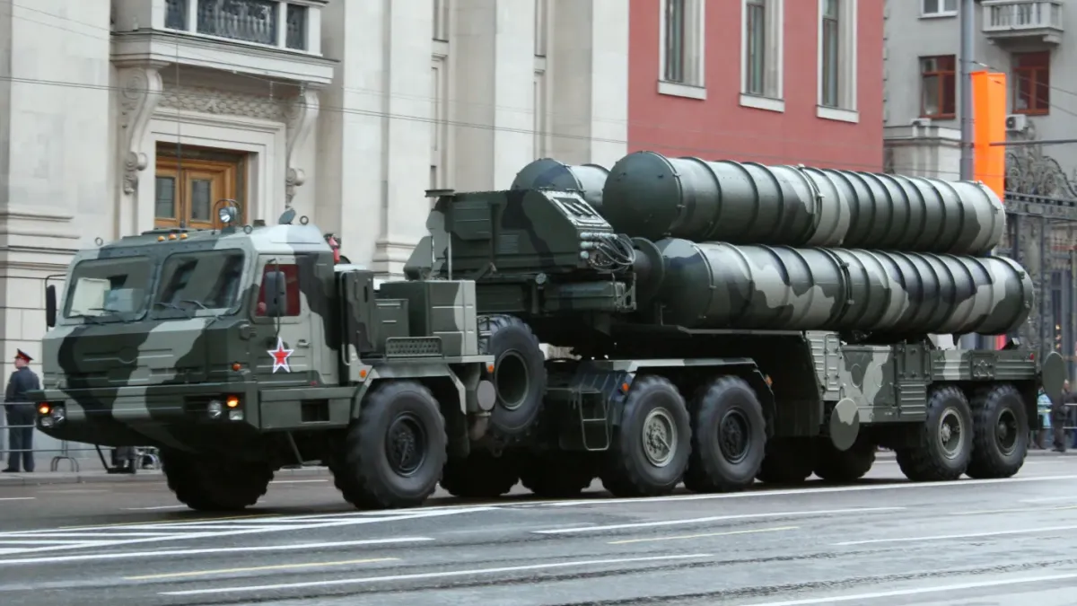 Индия ускорява най-важната си военна покупка от Русия