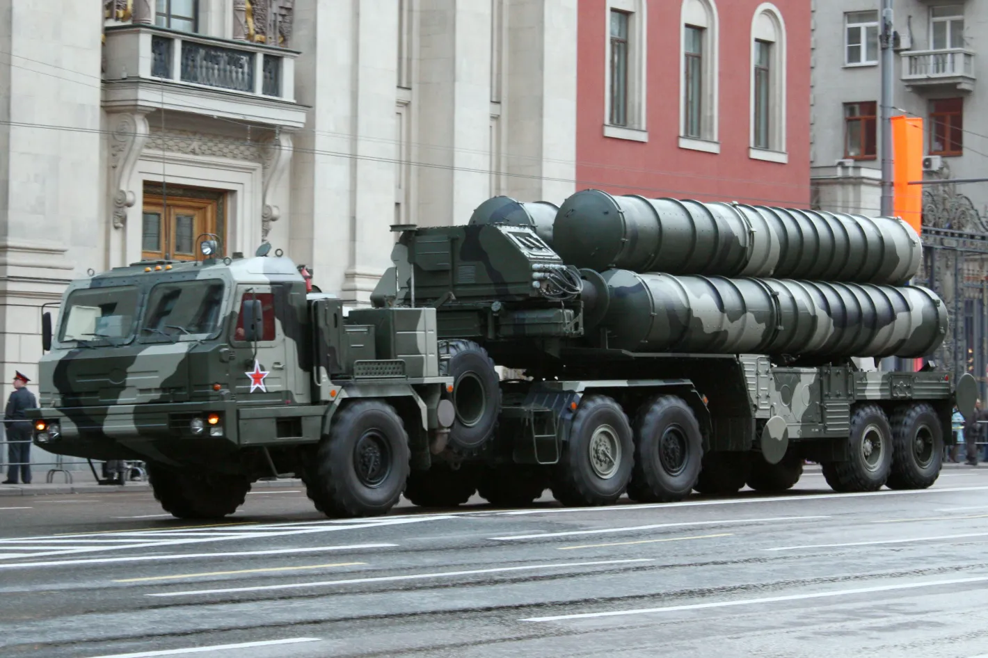 Индия ускорява най-важната си военна покупка от Русия