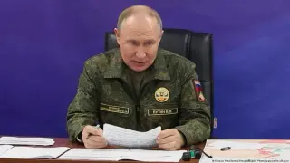 Путин обеща на Фицо сигурни енергийни доставки за Словакия