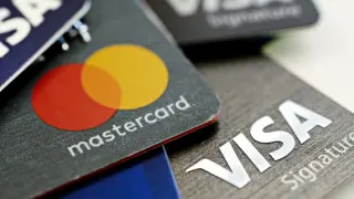 Visa и Mastercard се завръщат в тази страна след 15 години отсъствие