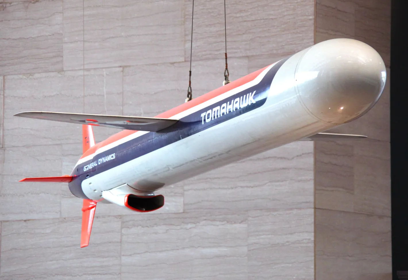 FT: Берлин иска спешна сделка за Tomahawk и Typhon